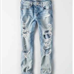 ae tomgirl jeans *SOLD*